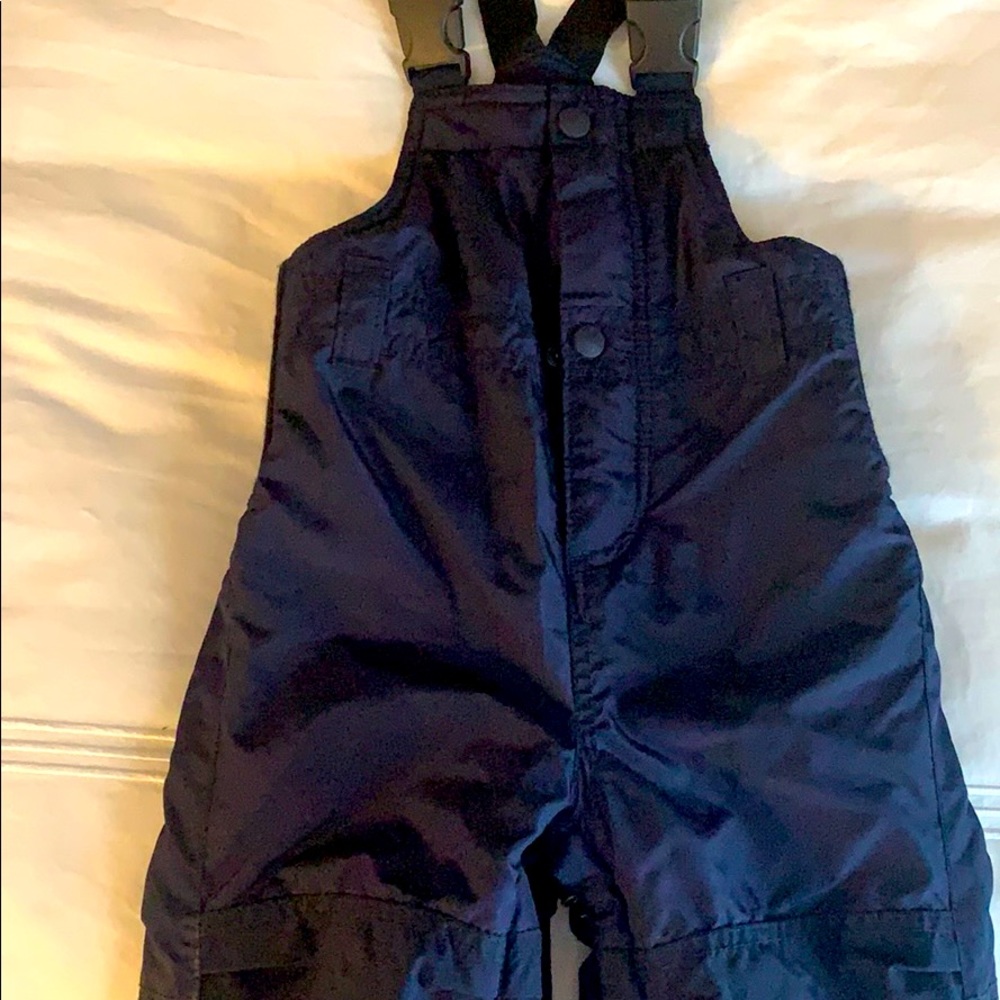 Baby gap navy snow pants. Zippers. 12-18 months.